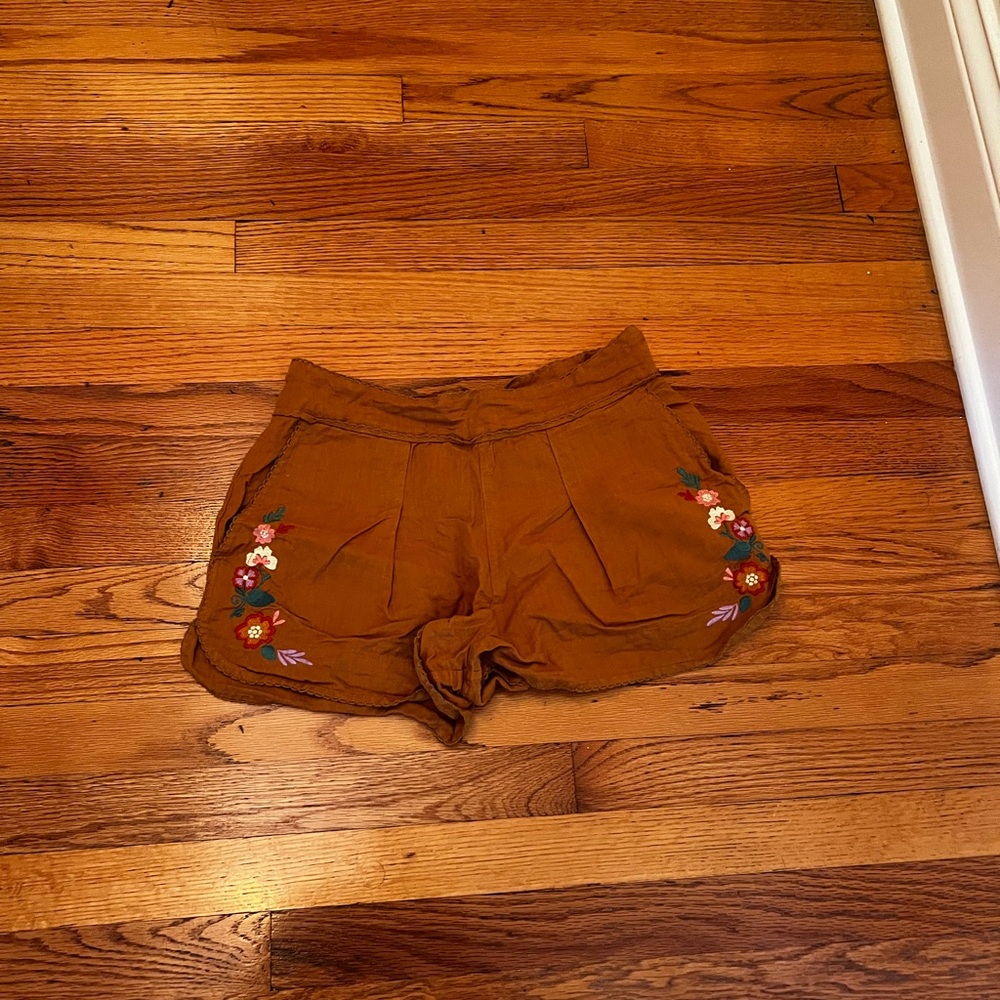 Sezane carmen shorts in ochre